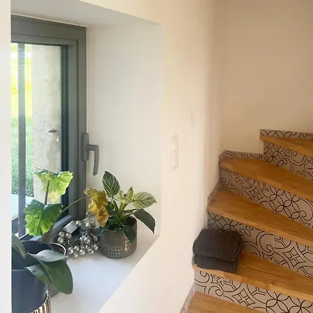 Le Petit Cabanon Provencal Villa *