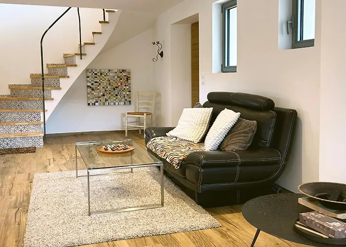 Le Petit Cabanon Provencal Villa *