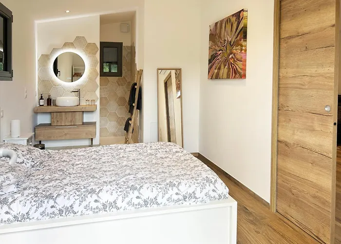 Le Petit Cabanon Provencal Villa Mane (Alpes-de-Haute-Provence)